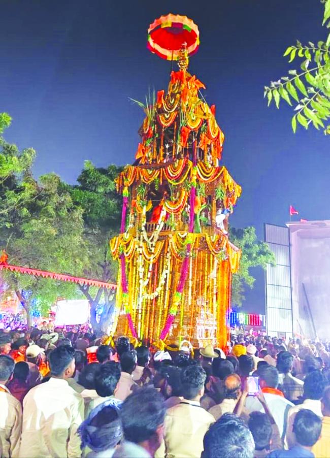 ಮರುಳಸಿದ್ದೇಶ್ವರ ರಥೋತ್ಸವಕ್ಕೆ ಅದ್ದೂರಿ ಚಾಲನೆ