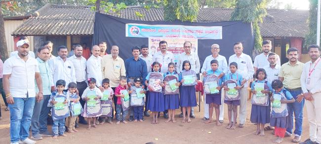 ವಿದ್ಯಾರ್ಥಿಗಳು ಮೊಬೈಲ್ ಬಳಕೆಗೆ ಹೆಚ್ಚು ಆದ್ಯತೆ ನೀಡಬಾರದು: ಕುಲಂಕರ್ ಗುಣಕಿ 