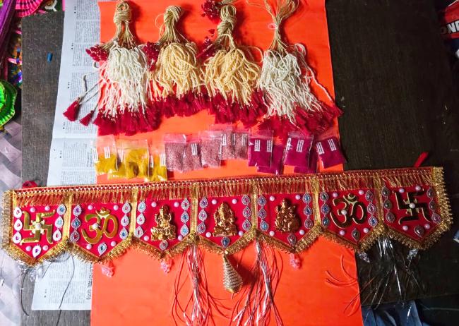 ಉಚಿತ ಬಾಸಿಂಗಗಳನ್ನು ಕೊಡುವ ಕುಬೇರ : ಸೋಮಶೇಖರ್ ಹೊರಕೇರಿ 