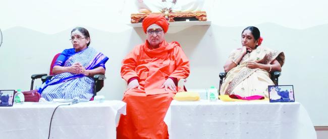 ಶರಣರ ವಚನಗಳಲ್ಲಿ ಪ್ರಕೃತಿ-ದೇವರ ಅನುಸಂಧಾನ ಮೇಳೈಸಿದೆ: ಸುನೀತಾ ಸೊಲ್ಲಾಪುರೆ 