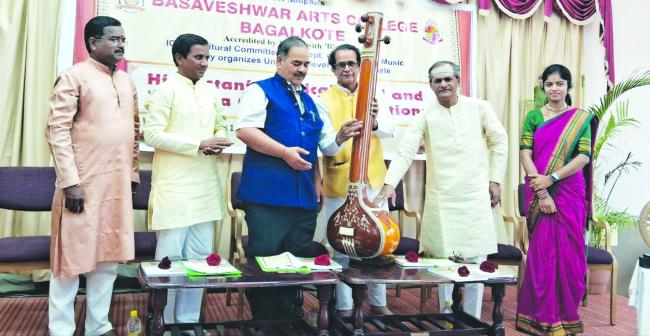 ಸಂಗೀತ ಕ್ಷೇತ್ರದ ಅವಕಾಶಗಳ ಸದುಪಯೋಗವಾಗಲಿ: ಪಂ. ಸಿದ್ದರಾಮಯ್ಯ 