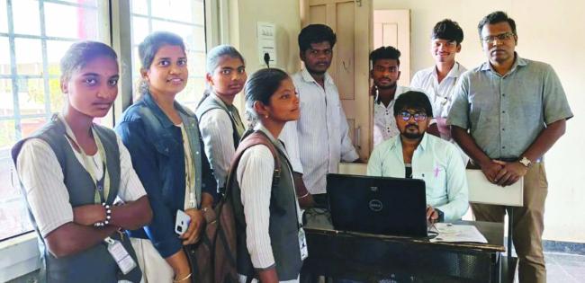 ಮೂಡಲಗಿ ಸರ್ಕಾರಿ ಪ್ರಥಮ ದರ್ಜೆ ಕಾಲೇಜಿನಲ್ಲಿ ರಾಷ್ಟೀಯ ಭಾವೈಕ್ಯ ಸಪ್ತಾಹ  