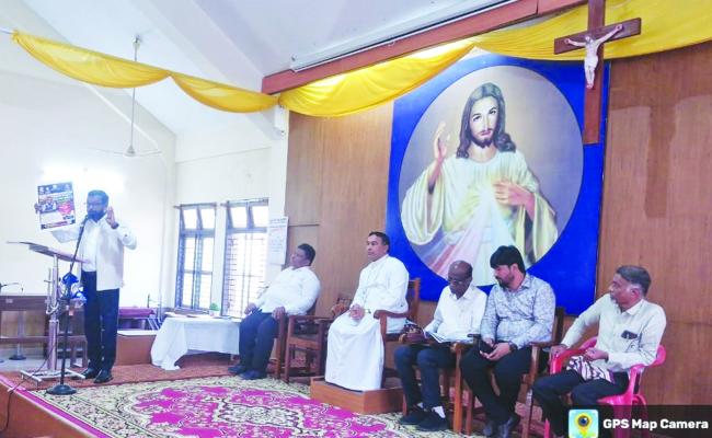 ಕ್ರಿಶ್ಚಿಯನ್ ಬಾಂಧವರಿಗೆ ಮಾಹಿತಿ ಹಾಗೂ ಕುಂದು ಕೊರತೆಗಳ ಬಗ್ಗೆ ಕಾರ್ಯಗಾರ 