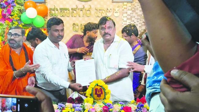 ನೂತನ ಮಹಾಪೌರರಾಗಿ ಪಿ.ಗಾದೆಪ್ಪ ಅಧಿಕಾರ ಸ್ವೀಕಾರ 