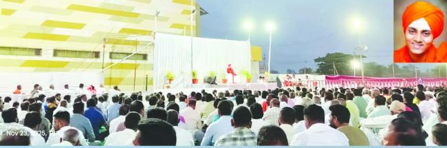 ಕೊಪ್ಪಳದ ಗವಿ ಸಿದ್ಧೇಶ್ವರ ಮಹಾಸ್ವಾಮಿಗಳಿಂದ ಎರಡನೇ ದಿನದ ಪ್ರವಚನದಲ್ಲಿ ಭಕ್ತರಿಗೆ ಆಶಿರ್ವಚನ  