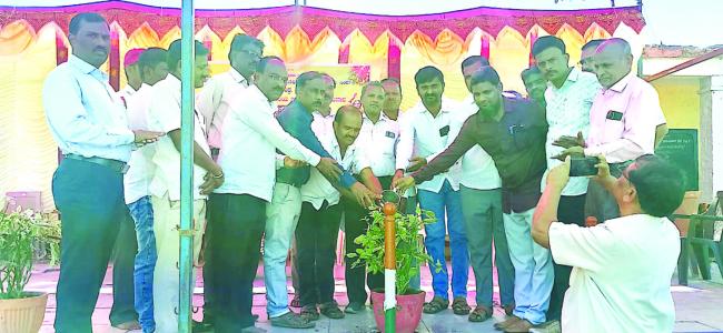 ಜಾಲವಾದ ಕ್ಲಸ್ಟರಿನ ಪ್ರತಿಭಾ ಕಾರಂಜಿ 