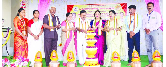 ಅಂಕಲಿಯಲ್ಲಿ ಚಿಕ್ಕೋಡಿ ತಾಲೂಕಾ ಮಟ್ಟದ ಮಹಿಳಾ ವಿಚಾರಗೋಷ್ಟಿ