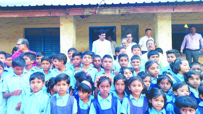 ಮಕ್ಕಳಿಗೆ ಬಿಸಿಯೂಟ ರುಚಿ-ಶುಚಿಯಾದ ಪೌಷ್ಠಿಕ ಆಹಾರ ಒದಗಿಸಿ:  ಡಾ.ಈಶ್ವರ ಉಳ್ಳಾಗಡ್ಡಿ 