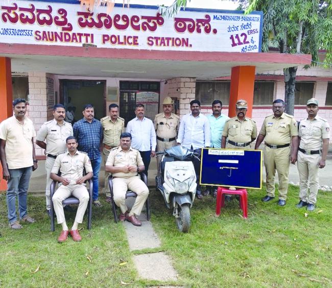 ಸವದತ್ತಿ ಪೋಲೀಸರಿಂದ ಕಳ್ಳನ ಬಂಧನ