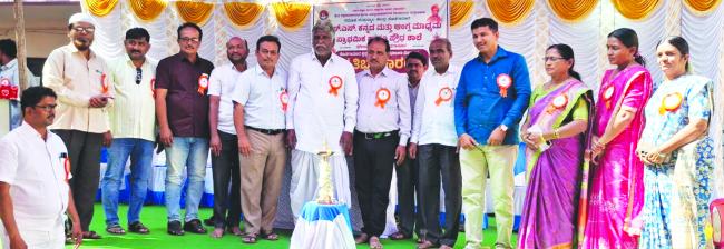 ಶಿಕ್ಷಣದ ಉದ್ದೇಶ ವ್ಯಕ್ತಿಯ ಸರ್ವಾಂಗೀಣ ಪ್ರಗತಿ: ದಮ್ಮೂರಮಠ 