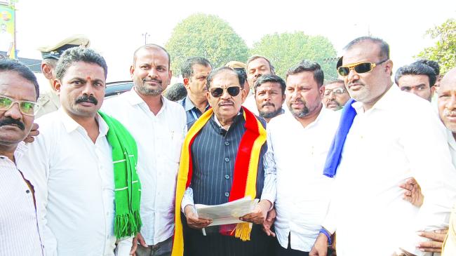 ಪಟ್ಟಣಕ್ಕೆ ಗೃಹ ಸಚಿವ ಡಾ. ಜಿ. ಪರಮೇಶ್ವರ ಭೇಟಿ  