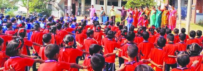 ಶಾಲೆಯಲ್ಲಿ ಸಂವಿಧಾನ ಕಾರ್ಯಕ್ರಮ