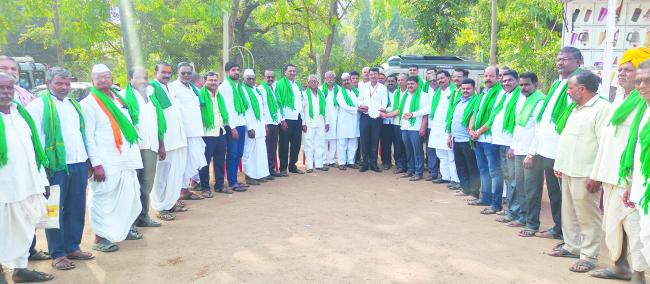 ರಾಜ್ಯ ಸರಕಾರ ರೈತರ ಸಮಸ್ಯೆಗಳಿಗೆ ಸ್ಪಂದಿಸಿ ಪರಿಹಾರ ನೀಡುವಲ್ಲಿ ವಿಫಲ 