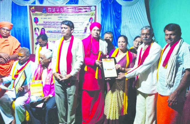 ‘ಶರಣರ ವಚನಗಳು ಬದುಕಿಗೆ ದಾರಿ ದೀಪ’ 