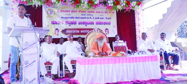 ಶಿರುಗುಪ್ಪಿ: ಜೈ ಹನುಮಾನ ಕ್ರೆಡಿಟ್ ಸಹಕಾರಿ ನೂತನ ಕಟ್ಟಡ ಉದ್ಘಾಟನೆ  