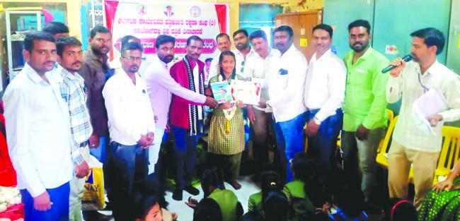 ಶಾಲೆಗೆ ಕೀರ್ತಿ ತರುವ ಛಲ ಎಲ್ಲ ಮಕ್ಕಳಲ್ಲಿ ಮೂಡಬೇಕು: ತೇರದಾಳ 