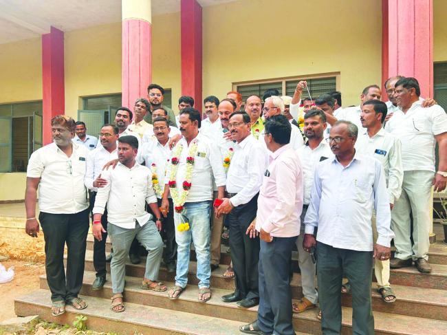 ವಕೀಲರ ಸಂಘದ ಅಧ್ಯಕ್ಷರಾಗಿ  ಜೆ.ಮಂಜುನಾಥ ಆಯ್ಕೆ 