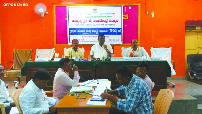 ಕೊಪ್ಪಳ ಶಾಸಕರ ಅಧ್ಯಕ್ಷತೆಯಲ್ಲಿ ಜರುಗಿದ ತಾಲೂಕು ಯೋಜನೆ ಮತ್ತು ಅಭಿವೃದ್ಧಿ ಸಮಿತಿ ಸಭೆ