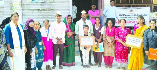 ಬಾಲ್ಯವಿವಾಹ ಜಾಗೃತಿ ಕುರಿತು ಬೀದಿ ನಾಟಕ 