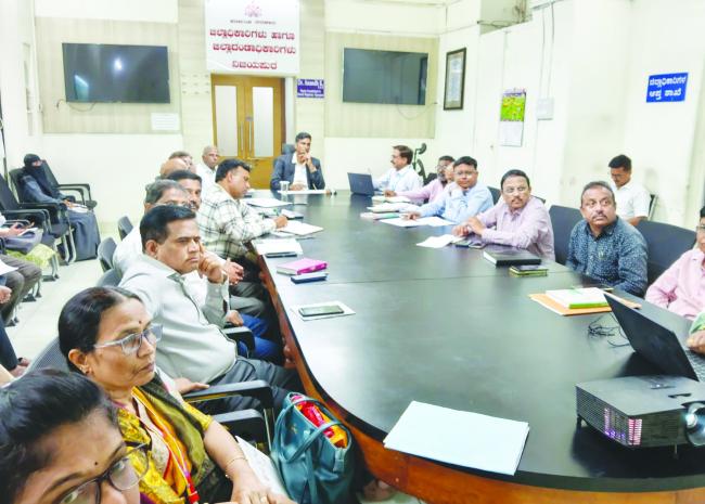 ತಪ್ಪದೇ ಲಸಿಕೆ ಹಾಕಿಸುವಂತೆ ಪಾಲಕರಲ್ಲಿ ಜಿಲ್ಲಾಧಿಕಾರಿ ಡಾ.ಆನಂದ ಕೆ ಮನವಿ 