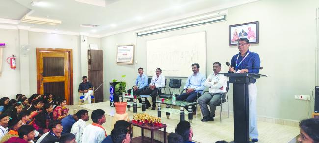 ಮೆಟ್ಟಿ ನಿಂತಾಗ ಬದುಕು ಸಾರ್ಥಕವಾಗುತ್ತದೆ: ಹನುಮೇಶ ಗುನ್ನಳ್ಳಿ 