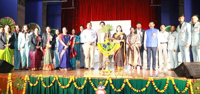 ಪದವಿಗಳಿಗಿಂತ ವ್ಯಕ್ತಿತ್ವ ರೂಪಿಸಿಕೊಳ್ಳುವುದು ಮುಖ್ಯ : ಪ್ರೊ. ಸಿ.ಎಂ. ತ್ಯಾಗರಾಜ  