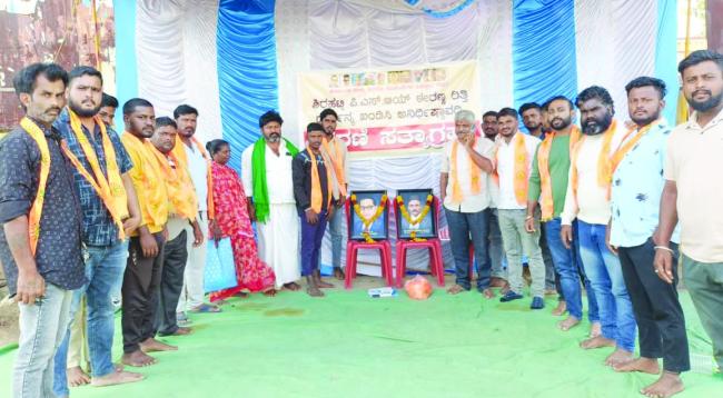 ಶಿರಹಟ್ಟಿ ತಾಲೂಕನಲ್ಲಿ ಗೋವುಗಳ  ಮಾರಣಹೋಮ ಪೊಲೀಸ್ ಇಲಾಖೆ ಜಾಣಕುರುಡು ನೀತಿ :ಶ್ರೀರಾಮ ಸೇನೆ ಆರೋಪ 