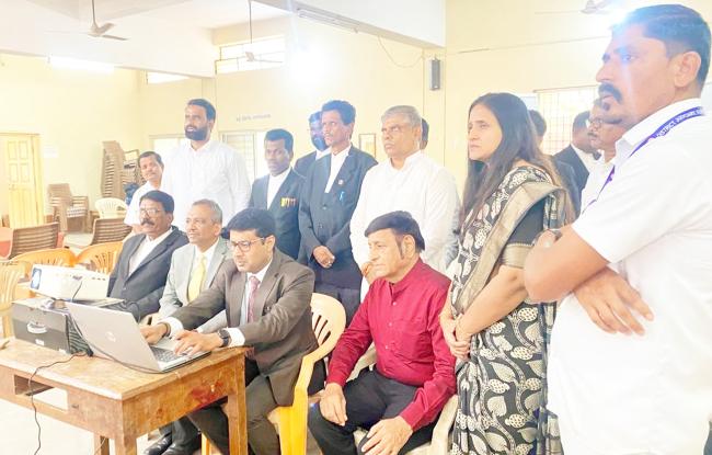 ರಕ್ತ ದಾನವೇ ಶ್ರೇಷ್ಠ ದಾನ : ಜಿಲ್ಲಾ ನ್ಯಾಯಾಧೀಶ ಹರೀಶ್ 