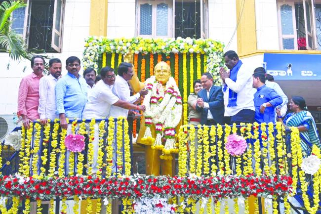 ಭಾರತ ರತ್ನ ಡಾ.ಬಿ.ಆರ್‌.ಅಂಬೇಡ್ಕರ್ ಅವರ 69ನೇ ಮಹಾ ಪರಿನಿರ್ವಾಣ ದಿನ