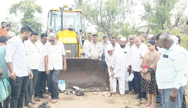 ಸೇತುವೆ ಕಾಮಗಾರಿಗೆ ಚಂದ್ರಕಾಂತ ಪಾಟೀಲ ಚಾಲನೆ