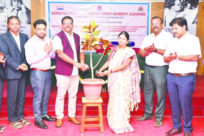 ಕಾರ್ಯಾಗಾರಗಳು ಜ್ಞಾನ ನೀಡುವ ಪ್ರಮುಖ ಸಾಧನಗಳಾಗಿವೆ