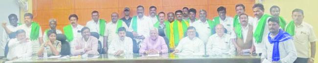 ಮೆಕ್ಕೆಜೋಳ ಖರೀದಿ ಮತ್ತು ಬೆಂಬಲ ಬೆಲೆ, ರೈತರ ಹೋರಾಟಕ್ಕೆ ಸಂದ ಜಯ ರವೀಂದ್ರಗೌಡ . ಪಾಟೀಲ 