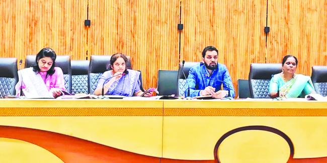 ವಿದ್ಯಾರ್ಥಿಗಳು ಉತ್ತಮ ದರ್ಜೆಯಲ್ಲಿ ಉತ್ತೀರ್ಣಗಾಲು ವಿಶೇಷ ತರಬೇತಿ 