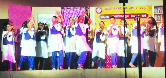 ಆಲಾಪ ಸಂಗೀತ ಕಲಾ ಟ್ರಸ್ಟ್‌ನಲ್ಲಿ  ವಿವಿಧ ತಂಡಗಳಿಂದ ಸಾಂಸ್ಕೃತಿಕ ಕಾರ್ಯಕ್ರಮ 