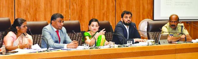 ಮಹಿಳೆ ಮತ್ತು ಮಕ್ಕಳ ಸುರಕ್ಷತೆ, ಸಮೃದ್ಧಿಗೆ ಎಲ್ಲ ಇಲಾಖೆಗಳು ಸಮನ್ವಯದಿಂದ ಕೆಲಸ ಮಾಡಬೇಕು ; ಜಿಲ್ಲಾಧಿಕಾರಿ  