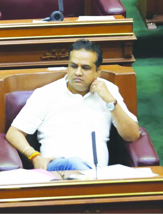 ಬೆಳಗಾವಿ ವಿಭಜಿಸಿ ಚಿಕ್ಕೋಡಿ ಸೇರಿ 2-3 ಹೊಸ ಜಿಲ್ಲೆ ಘೋಷಣೆ ಮಾಡಿ  