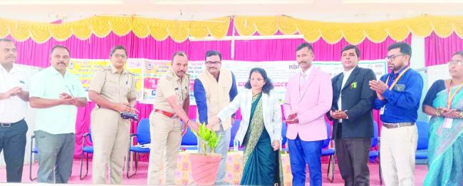 ಏಡ್ಸ್‌ ಸೋಂಕಿತರ ಬಗ್ಗೆ ಕೀಳು ಭಾವನೆ ಬೇಡ :ದಿವಾಣಿ ನ್ಯಾಯಾಧೀಶೆ  