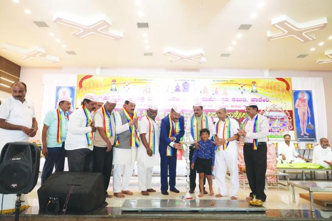 ಜೈನ ಧರ್ಮ ಉಳಿಸಿ ಬೆಳೆಸುವುದು ಬಹಳ ಮುಖ್ಯವಾಗಿದೆ 