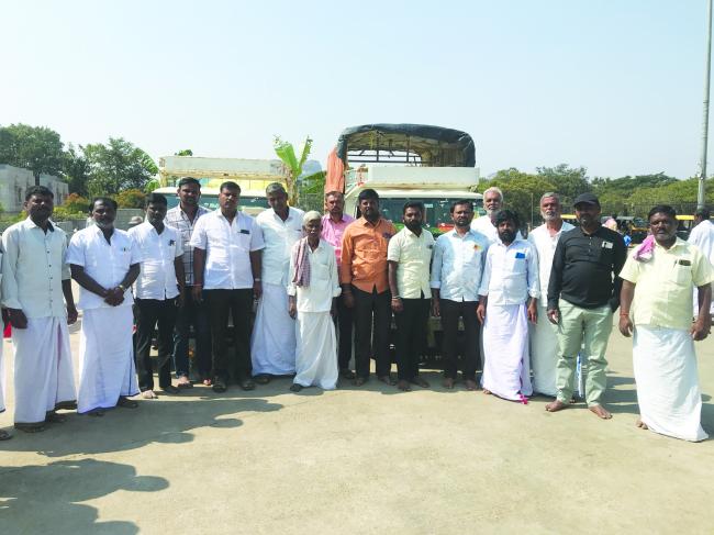 ಶ್ರೀಮಠದ ಮಹಾದಾಸೋಹಕ್ಕೆ ಧವಸ, ಧಾನ್ಯ ಅರೆ​‍್ಣ 