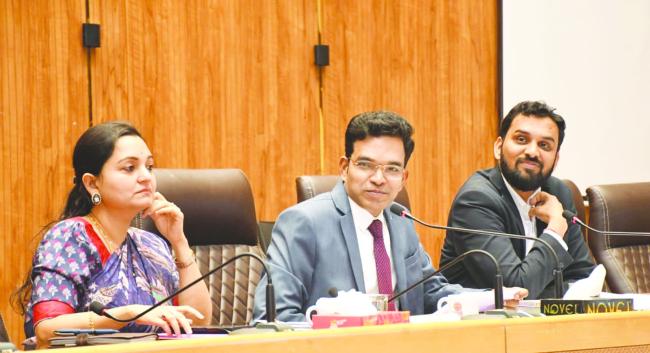  ಅನುದಾನ ಲ್ಯಾಪ್ಸ್‌ ಆಗದಂತೆ ಎಚ್ಚರಿಕೆ ವಹಿಸಿ: ಡಾ. ವಿ. ರಾಮ್ ಪ್ರಸಾತ್ ಮನೋಹರ್‌