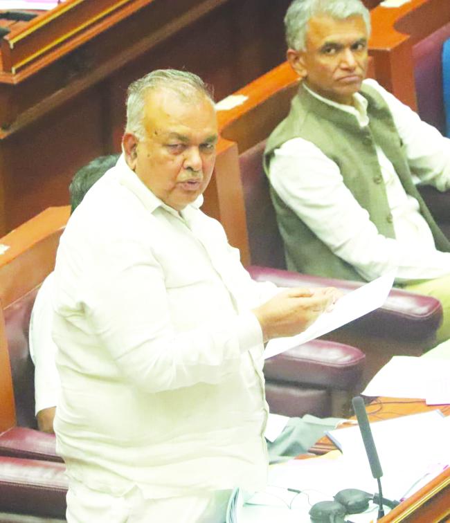 ಬೌದ್ಧ ಬಿಕ್ಕುಗಳಿಗೆ ಮಾಸಿಕ ಸಂಭಾವನೆ ಪರೀಶೀಲನೆ 