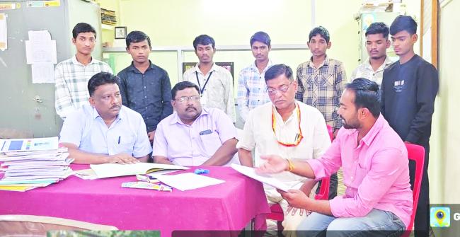 ಸಹಾಯಕ ಮೇಲ್ವಿಚಾರಕ ರೆಡ್ಡಿ ವಸತಿ ನಿಲಯಕ್ಕೆ ಭೇಟಿ 