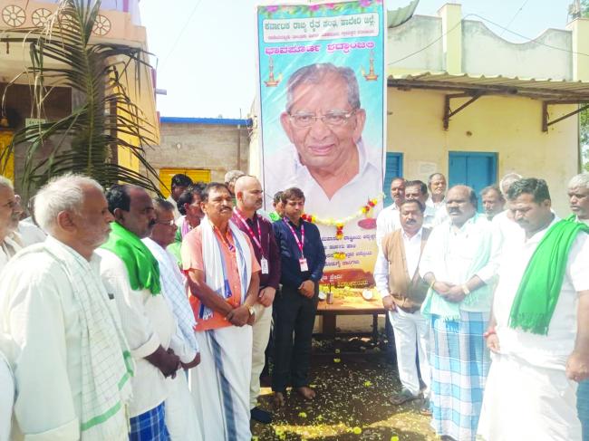 ಬೆಣ್ಣೆ ನಗರವನ್ನು ವಿದ್ಯಾಕಾಶಿಯನ್ನಾಗಿ ಮಾಡಿದ ಕೀರ್ತಿ ಶಾಮನೂರರಿಗೆ ಸಲ್ಲುತ್ತದೆ
