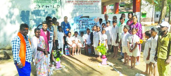 “ಇಲ್ಲಿ ಕಸ ಎಸೆಯಬೇಡಿ”  
