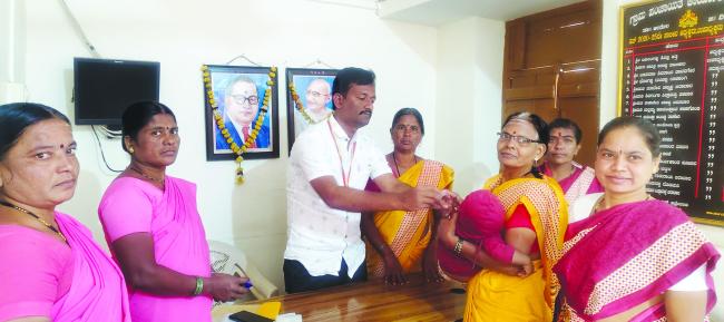 ಕಡಣಿ ಗ್ರಾಮ ಪಂಚಾಯಿತಿಯಲ್ಲಿ ಪೋಲಿಯೋ ಲಸಿಕೆ ಚಾಲನೆ