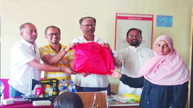 ಕಸೂತಿ ಉಪಕರಣ ಪರಿಕರ ಕಿಟ್ ವಿತರಣೆ ಕಾರ‌್ಯಕ್ರಮ 