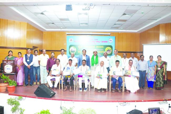 ‘ರೈತರಿಗೆ ಮಖ್ಯವಾಗಿ ಆರೋಗ್ಯಕರವಾದ ಮಣ್ಣು ಅವಶ್ಯಕ’ 