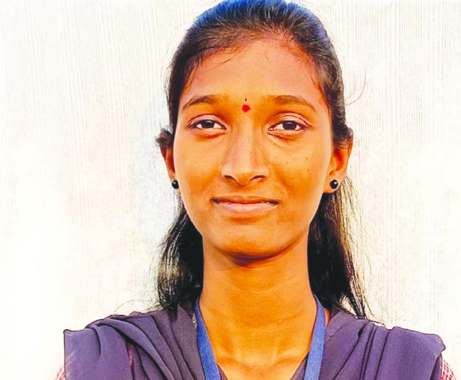 ಪ್ರಥಮ ದರ್ಜೆ ವಿದ್ಯಾರ್ಥಿನಿ ಬಿ.ಸುಷ್ಮಾ ರಾಜ್ಯ ಮಟ್ಟಕ್ಕೆ ಆಯ್ಕೆ