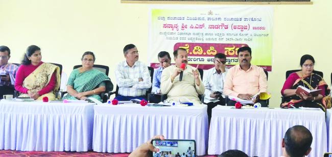 ಸಾರ್ವಜನಿಕರ ಸಮಸ್ಯೆಗೆ ಸ್ಪಂದಿಸಿ: ಶಾಸಕ ನಾಡಗೌಡ  