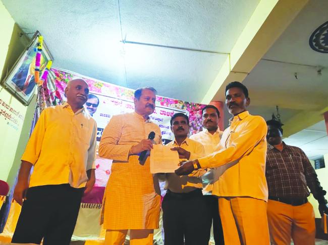 ಸಾರ್ವಜನಿಕ ಕುಂದು ಕೊರತೆ ಆಲಿಸಿದ ಶಾಸಕ ಸಿ ಎಸ್ ನಾಡಗೌಡ 